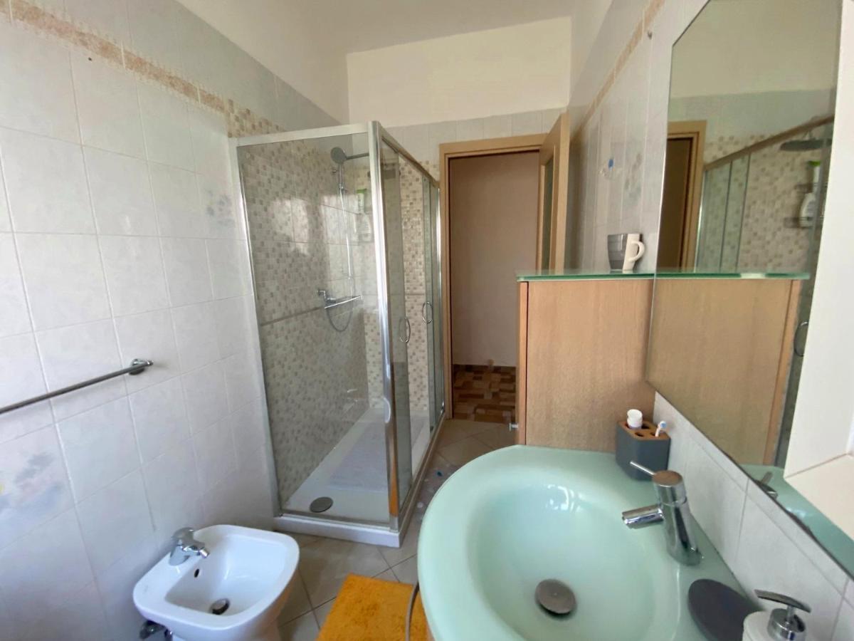 Appartamento Bellavista - Fronte Lago Di Varese Gavirate Εξωτερικό φωτογραφία