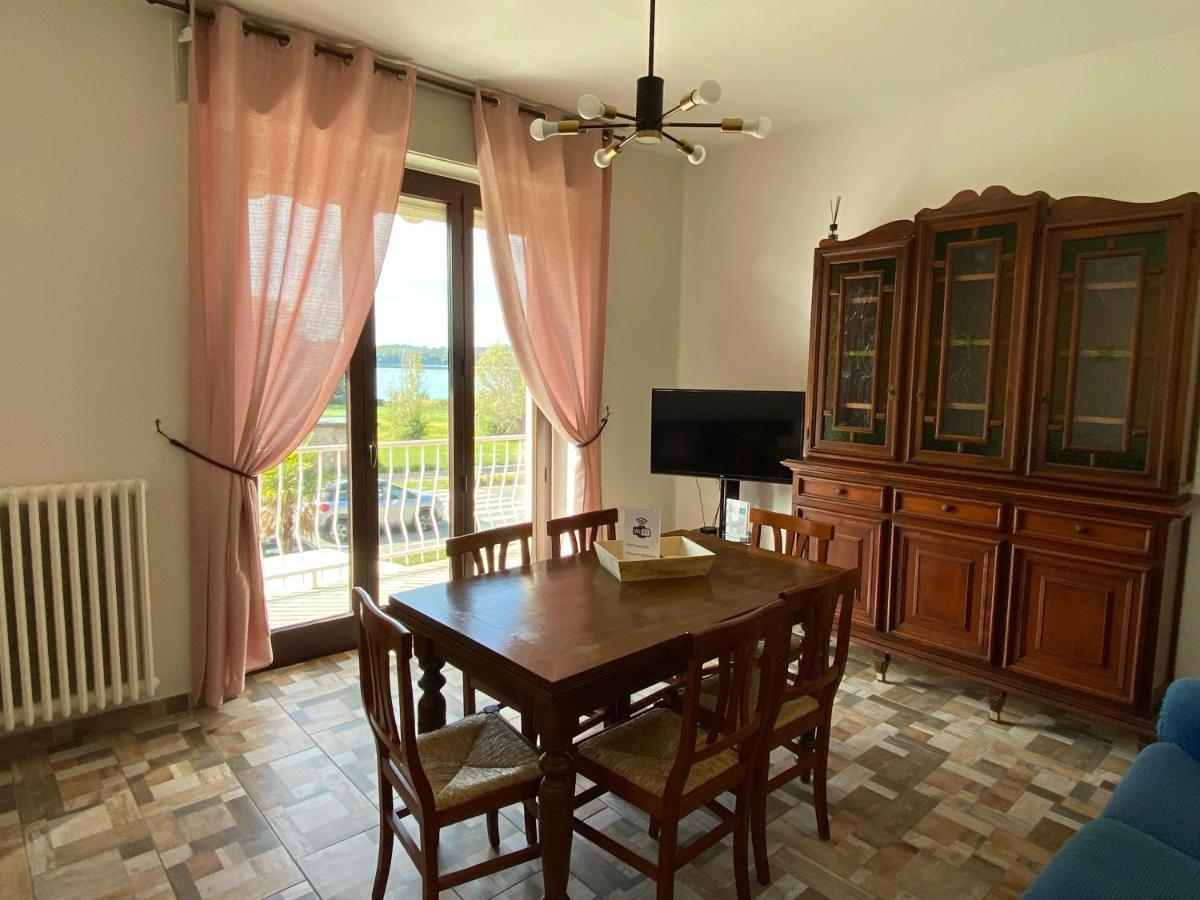 Appartamento Bellavista - Fronte Lago Di Varese Gavirate Εξωτερικό φωτογραφία